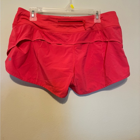 lululemon speed up low rise Athletic Shorts - Picture 3 of 4